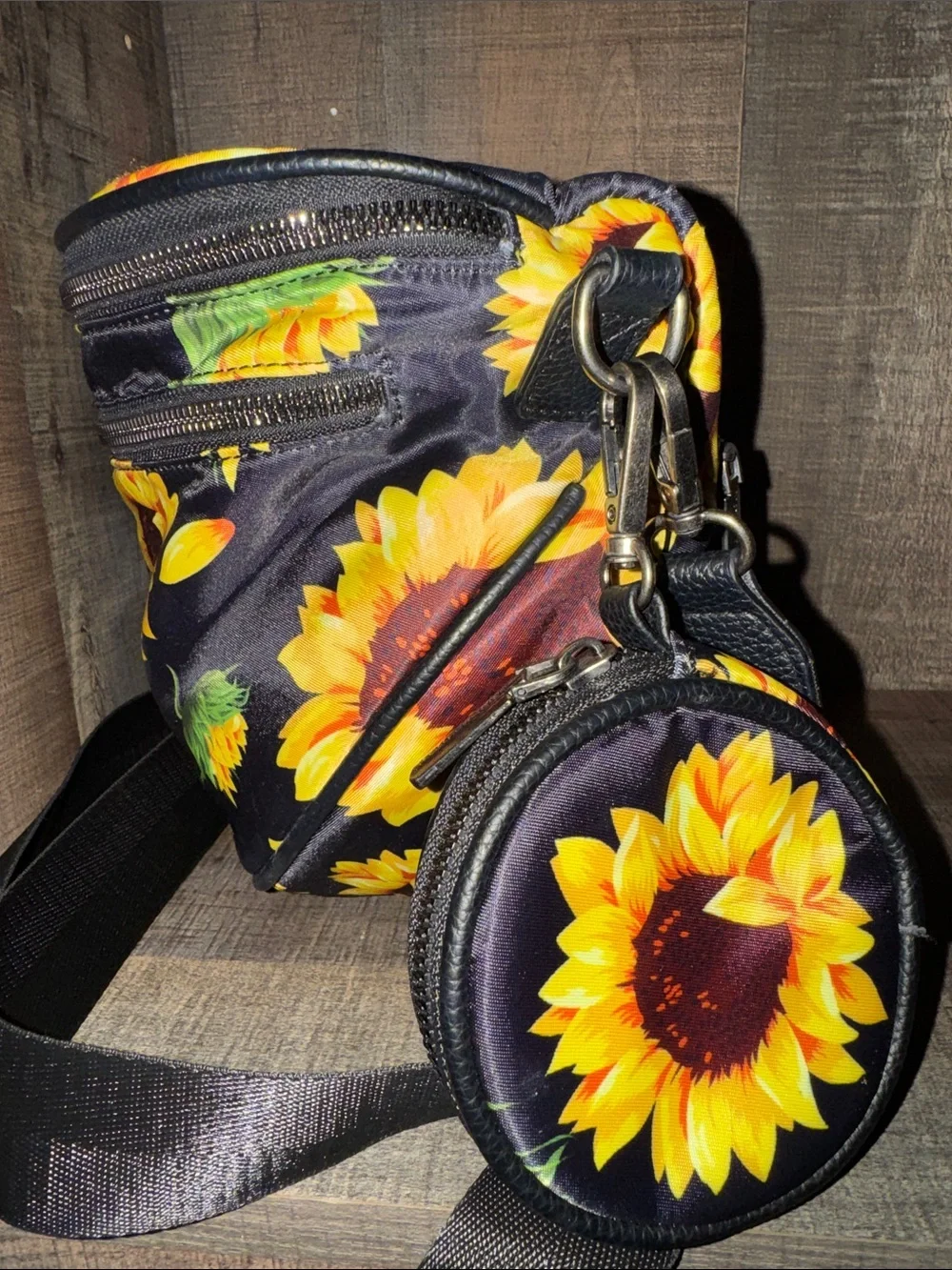 MONTANA WEST Sunflower Crossbody Bag  with coin purse